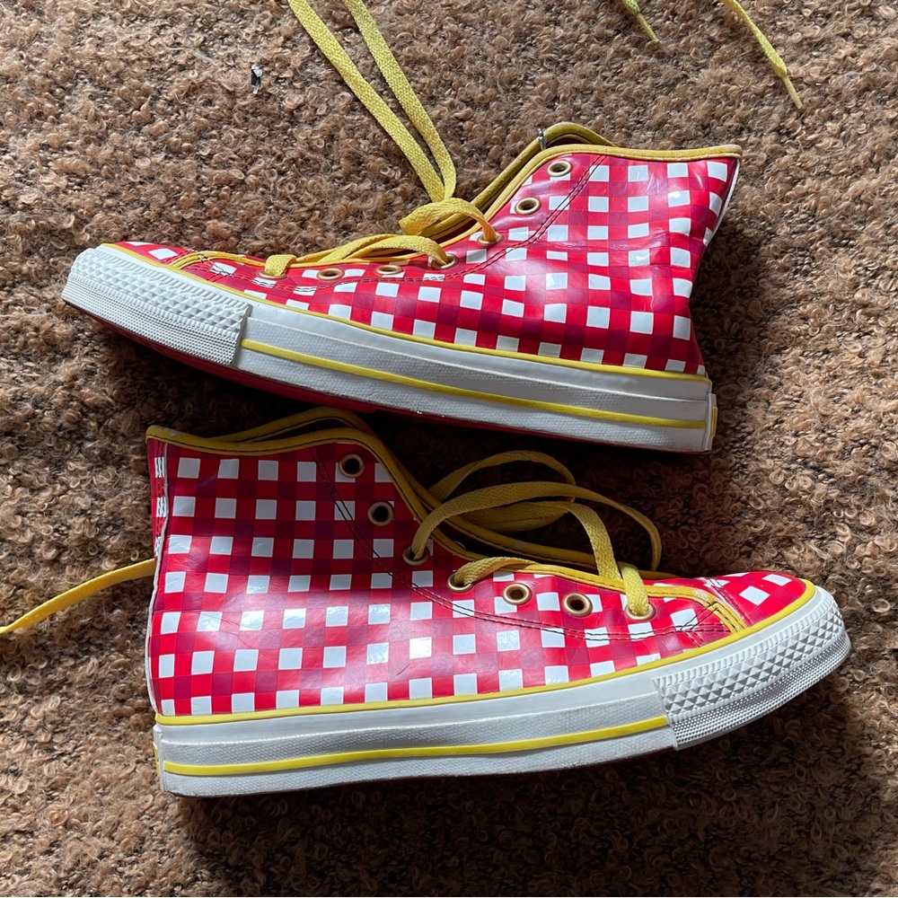 Vintage Converse Breakfast - Picture 2 of 7